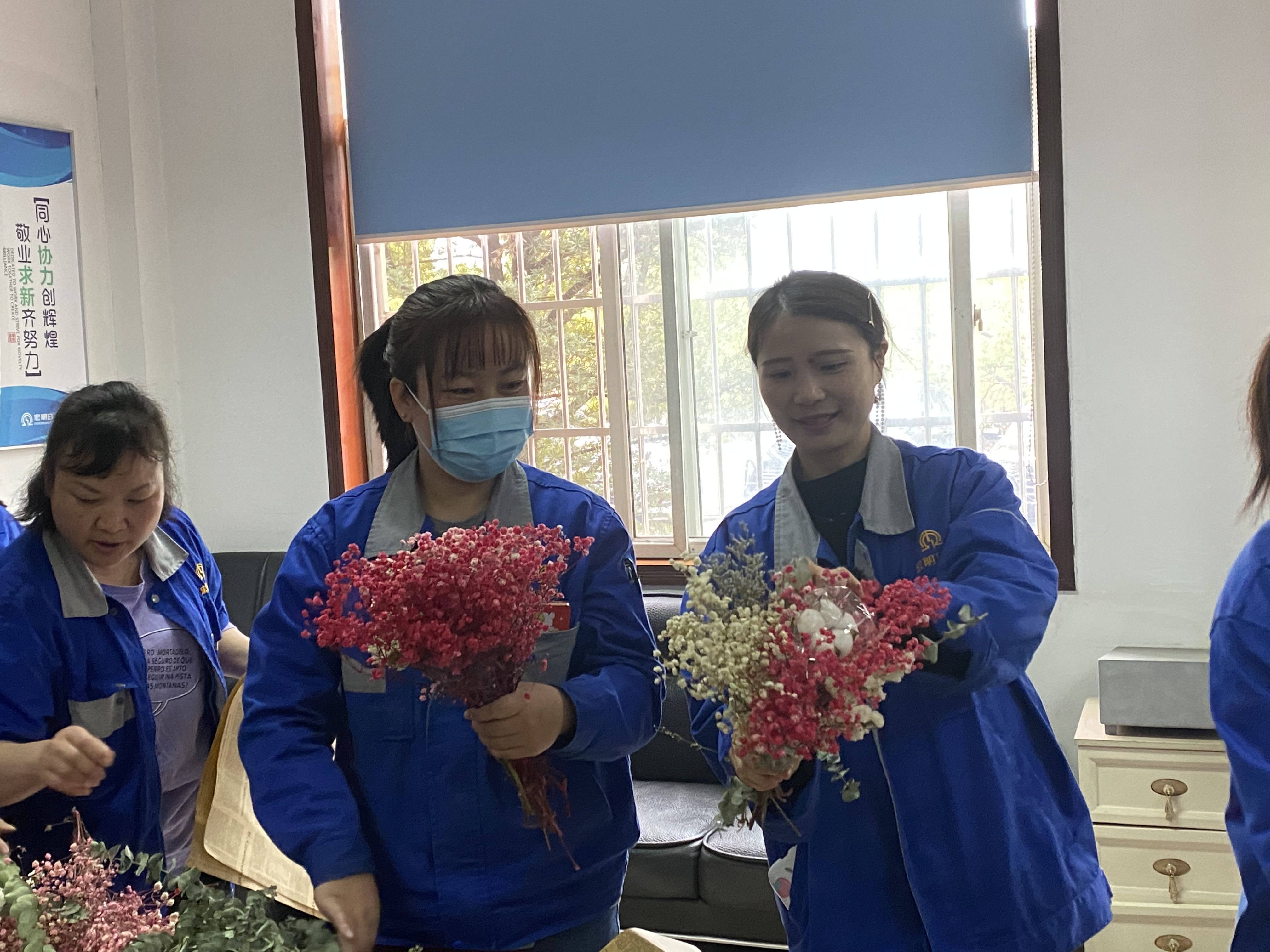 荷兰vs波兰,赛事平台
,宏明日望,株洲电子科技,湖南电容器,株洲电容器,电容器